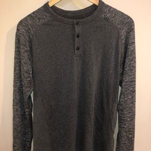 Lululemon men’s metal vent tech dark grey long slv
